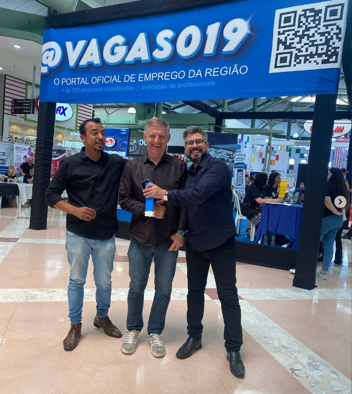 Imagem da feira de empregos realizada pelo portal vagas 019 no tivoli shopping santa barbara do oeste